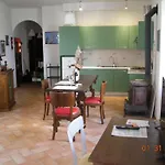 Angela's House On The Ancient Walls Antiche Mura Apartment *